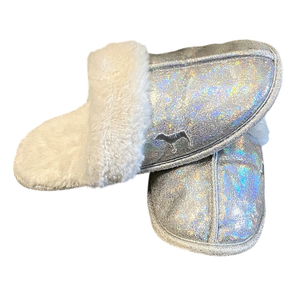 Victoria’s Secret PINK Iridescent White Sherpa Lined Slides Size Medium
